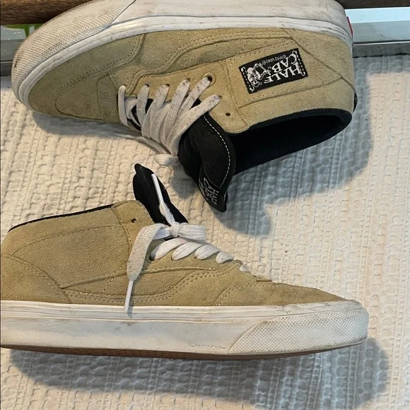 Vans Beige and Black Half Cab Suede Men's Sneakers - Picture 6 of 8